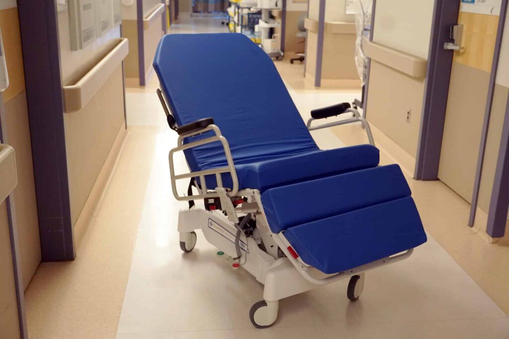 High-support chair